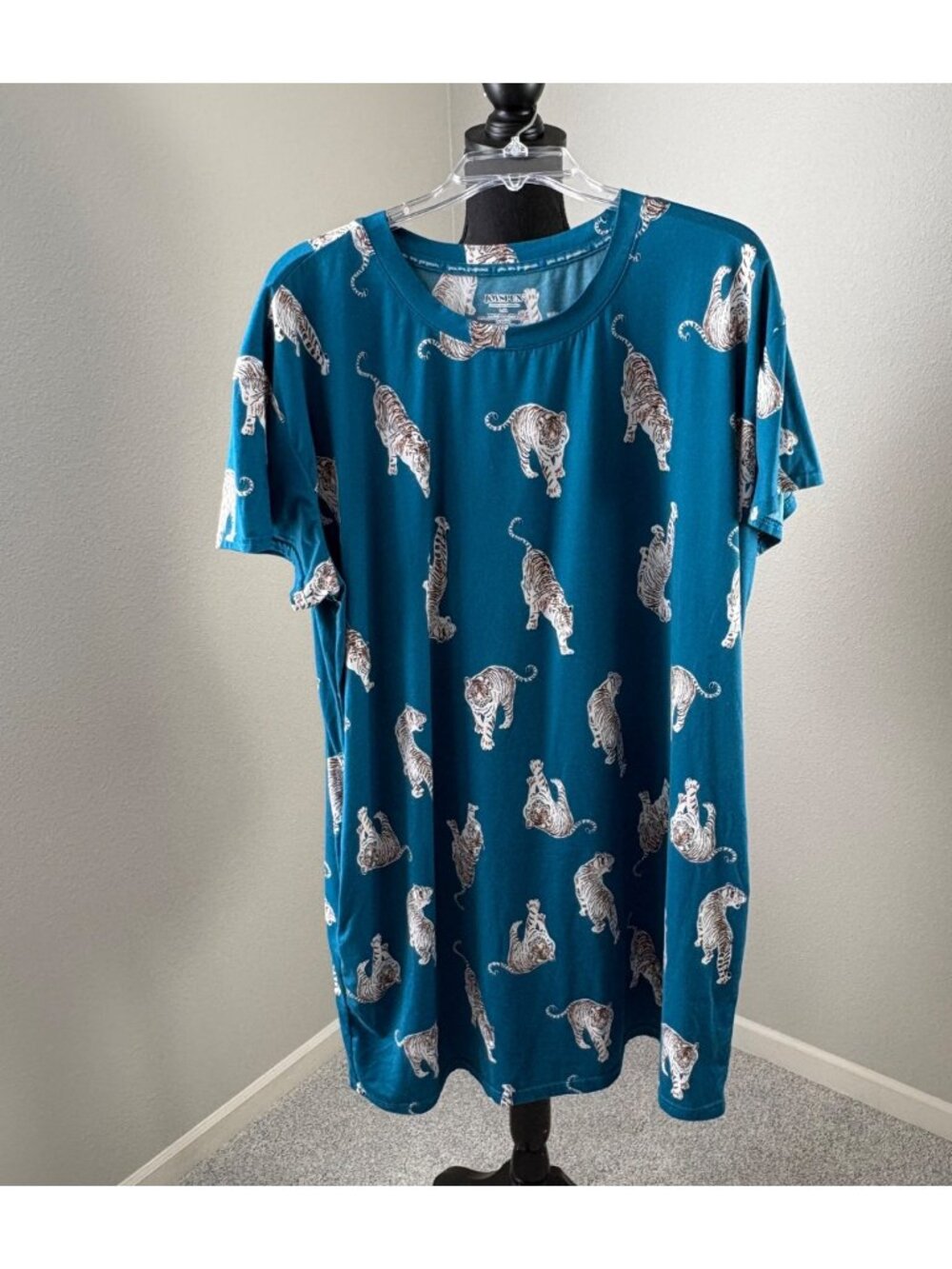 Joyspun Nightgown Womens L/XL Tiger Print Pockets Blue White Loungewear